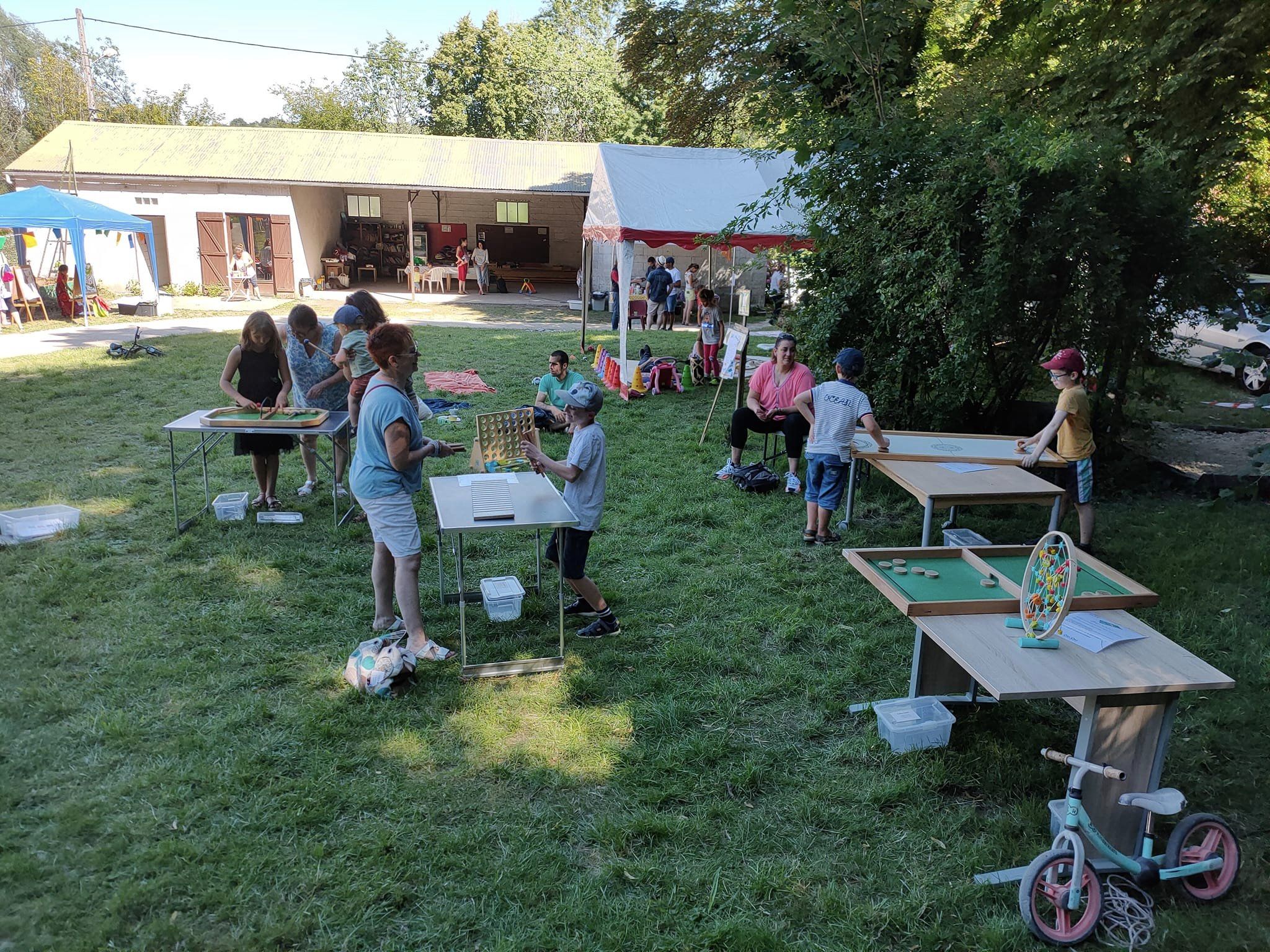 Fête de fin d'année de l'école Montessori à Luisant